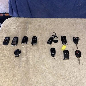 Key Fobs (7) [Miscellaneous] & Proximity Keys (5) - Used - Picture 1 of 17