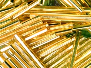 Vtg 100 SILVER LINED GOLD GLASS BUGLE BEADS 35mm #042314tt - Picture 1 of 3