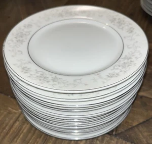 Camelot Karussell Muster # 1315 China 6,25 Zoll Brotteller (1) - Bild 1 von 3