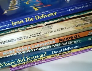 JESUS- 10 Preloved Christian paperbacks- various authors upon: JESUS (487) - Picture 1 of 7