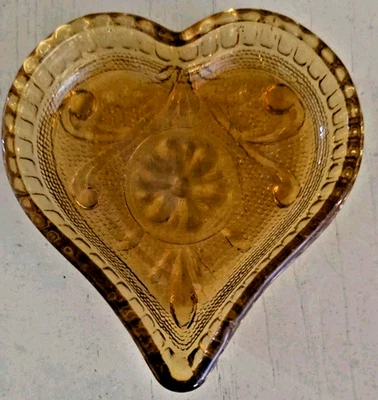 Vintage Indiana Glass Tiara Amber Heart Shaped Trinket Dish Never Used.