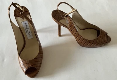 JIMMY CHOO JASSIDY SALTO AGULHA COURO EFEITO CROCODILO EM RELEVO TAMANHO 36 Itália - Imagem 1 de 4