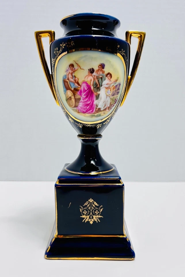 RARE Antique RW Rudolstadt Twin Handled Vase C. 1895-1918 German Porcelain, Mark - Image 1 of 4