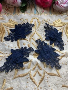 4 apliques/adornos/motivos/centros elevados florales bordados vintage - Imagen 1 de 3