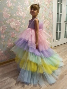 Beautiful dress for a 5 year old girl with a Rainbow Desh train, unicorn, fluffy - Picture 1 of 5