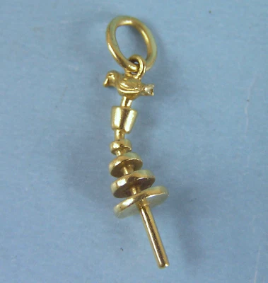 Colgante vintage de oro amarillo de 18k árbol doblado abstracto con pájaro en la parte superior Foto 1 de 4