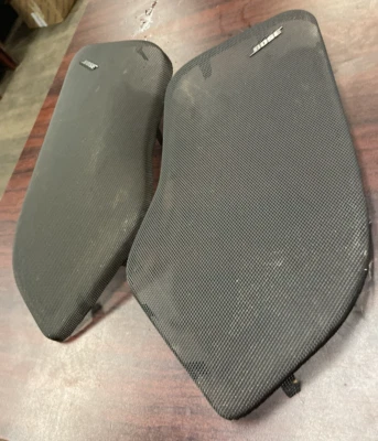 2003 - 2006 TAHOE SILVERADO SIERRA 前门板扬声器烤架套装灰色软管 — 第 1/4 张图片