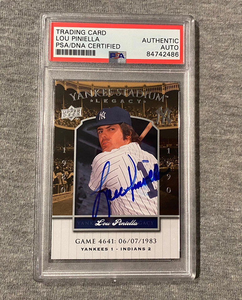LOU PINIELLA AUTOGRAPH 2008 UPPERDECK YANKEE STADIUM LEGACY TRADING CARD PSA/DNA - Image 1 of 1