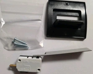 Dometic 4471008700, (31094, 33082, 36165) OEM Sail Switch Kit With Bracket M/L - Picture 1 of 5