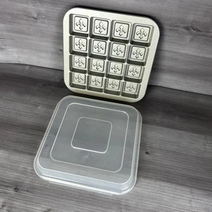 Nordic Ware Brownie Beißpfanne Aluminiumguss Fleuer de Lis Antihaft - Bild 1 von 3