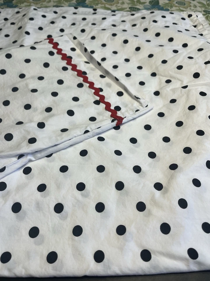 Pottery Barn White w Black Polka Dot Flat Sheet & Pillowcase Twin XL - Image 1 of 4