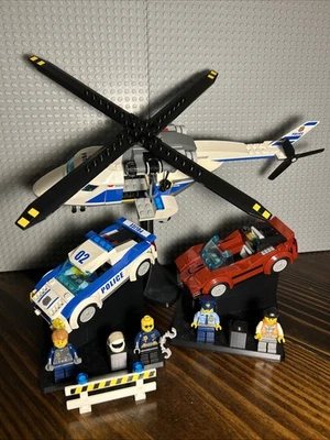 LEGO CITY: High-speed Chase (60138) 100% Complete no Box or Manuals - Image 1 of 4