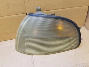 Mitsubishi Delica L400 Blinker vorne links Seitennahleuchte 1994 1995 1996 - Bild 1 von 2
