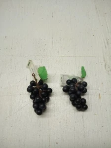 Menge 2 2,5" Gefälschte Mini Traube Cluster Lila Trauben Faux Künstliche Früchte Lebensmittel  - Bild 1 von 3