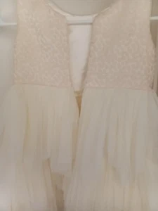 Girls Off White Princess Dress With Jewelry Size 4 T Made In Myanmar - Picture 1 of 7