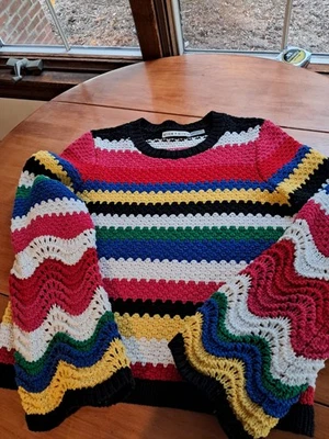 Suéter Alice + Olivia a Rayas Crochet Mezcla de Lana Manga Campana Pequeño Pequeño Foto 1 de 4