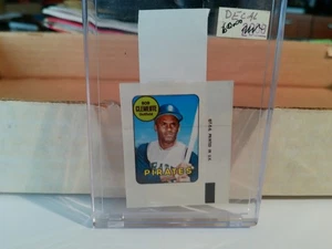 1969 Topps Roberto Bob Clemente Decal Pittsburgh Pirates HOF VG-EX - Picture 1 of 5