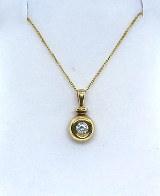 9ct Gold Lab created CZ Pendant & 18" fine curb chain total weight 1.9 grams - Image 1 of 4