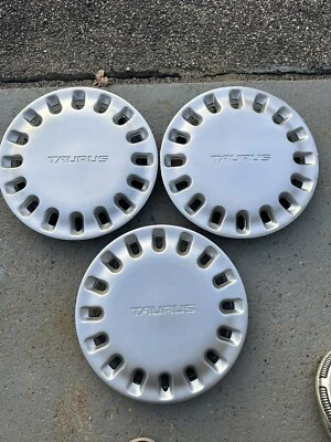 3 92-95 Ford Taurus LX 14” Hubcaps Wheel Covers F2DC-1130-AB 92 93 94 95 Nice - Image 1 of 4