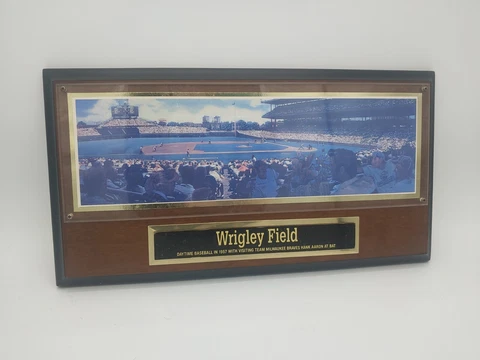 Sports Impressions Wrigley Field Plaque  1957 Hank Aaron At Bat NIB Cover