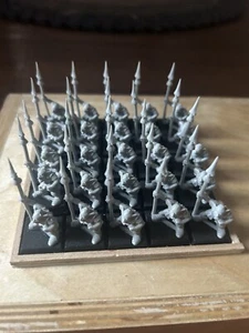 Vintage Goblin Spearmen Unit (x25) Plastic - Wahammer Fantasy Citadel With Board - Picture 1 of 3