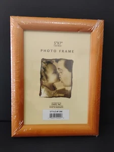 Uniek 5x7 Light Wood Picture Frame Style F-286 - Picture 1 of 2