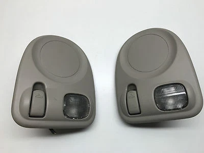 CHRYSLER GRAND VOYAGER 2006 2.8 CRD INTERIOR LEFT SIDE COURTESY LIGHT LH 828462 - Image 1 of 4