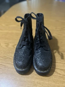 Women’s Platform Doc Marten Molly Glitter lace up boots size 8 EXCELLENT COND. - Picture 1 of 10