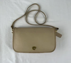 Vintage Coach Flap Pocket Purse leather Crossbody in bone color - Picture 1 of 17