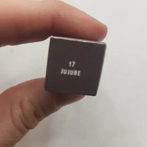 Aveda Feed My Lips Jujube Pure Nourish-Mint Lippenstift 0,12 Oz volle Größe neu im Karton 17 - Bild 1 von 1