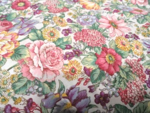 Joan Kessler Fabric Cotton Floral Concord 3 Yds New Beautiful! - Picture 1 of 4