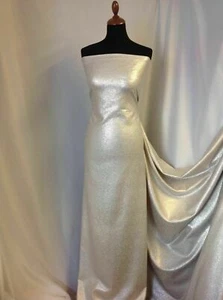 NUEVO Diseñador Multi Lurex Crepé Elástico Tela de Lujo 60" 151 cm Beige NUEVO Abaya - Imagen 1 de 6