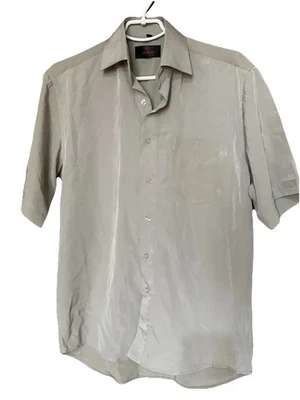 Men’s Fendi Uomo Short Sleeve Button Up Shirt Size 38 - Image 1 of 3