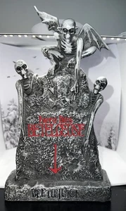 Here Lies Beetlegeuse Beetlejuice Mini 9" 3D Tombstone Halloween Movie Decor New - Picture 1 of 5