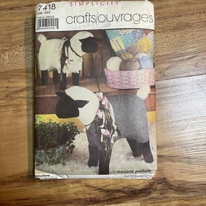 Simplicity Crafts 7418 Vintage Sheep Stuffed Plush Decor Sewing Pattern Uncut - Picture 1 of 1