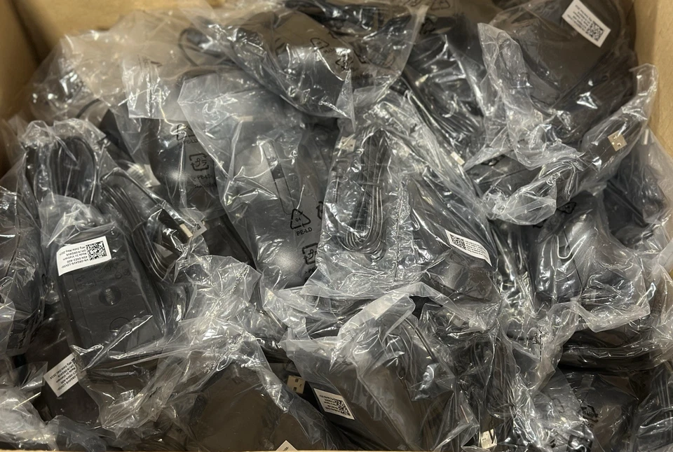 Dell USB Wired Optical Mouse with 3 Buttons DP/N 0RG4V6 New Sealed Black - Image 1 of 4