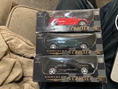 1999 LOT 3 NEW Ray Chrysler  PT CruISERS 1/32 Die Cast Pull Back City CruiserS - Image 1 of 4