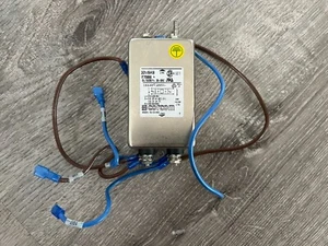 Filtro de línea eléctrica Corcom 20VSK6 F7586 20A 120/250V - Imagen 1 de 5