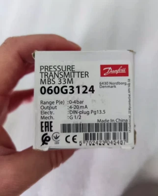 NEW DANFOSS MBS 33M 060G3124 pressure sensor - Image 1 of 2