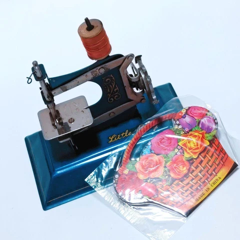 Antique Vintage Hand Crank Sewing Machine Little Betty Toy Display Junk Object Cover