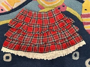 Hanna Andersson Size 110/5 Tiered Ruffle Red Plaid Skirt Broderie Anglaise Lace - Picture 1 of 5