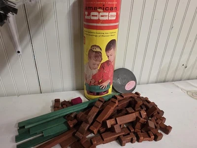 Juego de bloques de construcción de madera clásicos Lincoln Logs Foto 1 de 4