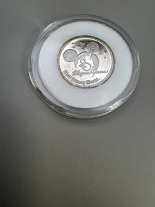 1971 - 1991 20 Years Walt Disney World 1/10th Oz Silver Round .999 - Picture 1 of 2