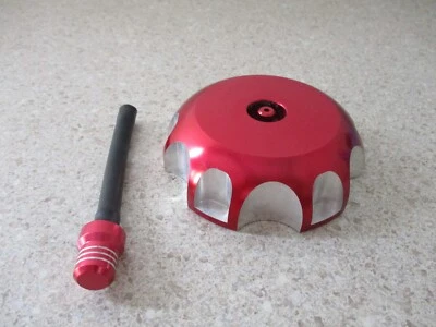 Honda CRF 125F 2017 billet rojo anodizado tapa de gasolina, tapa de combustible, se adapta a 14-18, M181 Foto 1 de 4