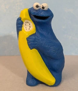 Vintage Cookie Monster w/ Banana Toy - Tommee Tippee Muppets Hong Kong - Squeaks - Picture 1 of 10