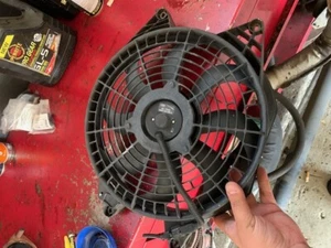 KIA CARNIVAL/GRAND CARNIVAL FAN A/C FAN, KV SII, 12/01-09/06 01 02 03 04 05 06 - Picture 1 of 1
