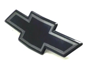 14103468 New NOS Front Grille Bowtie Emblem 1987-1988 Chevrolet Beretta Corsica - Picture 1 of 7