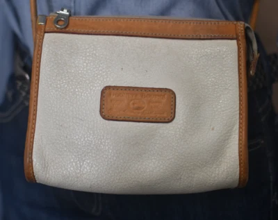 Bolso cruzado vintage Dooney Bourke amarillo  Foto 1 de 4