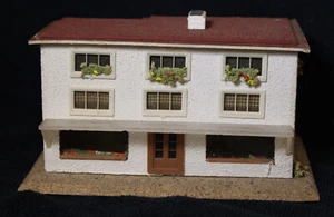 HO SCALE VAU-PE MEHRFAMILIENHAUS / LADENFRONT VAUPE 3 STÖCKIG - Bild 1 von 6
