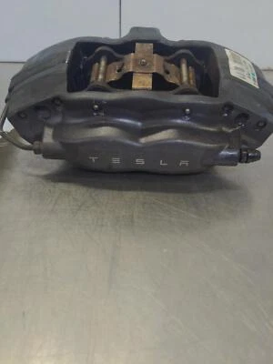 Pinza trasera derecha Tesla S 2014 6006438-00-C 126 k km Foto 1 de 4